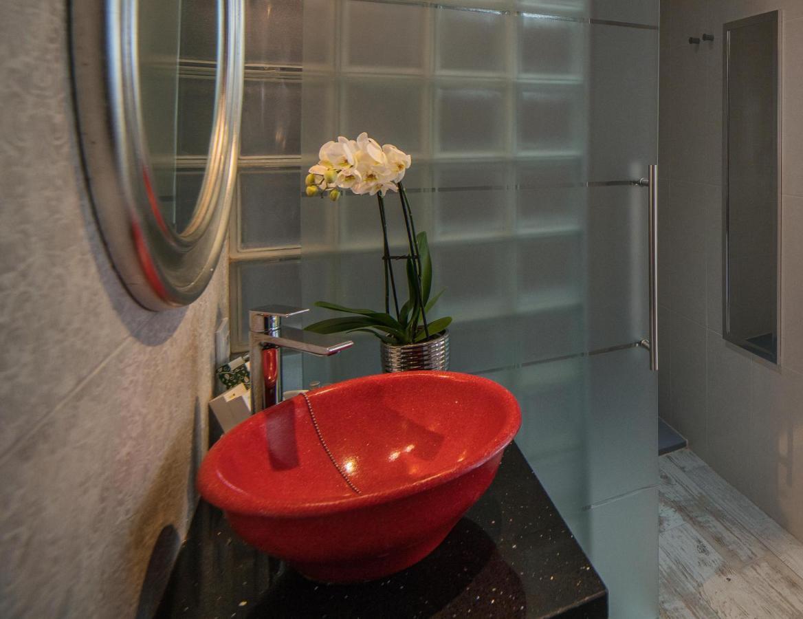 Rey Don Pedro Luxury Home Sevilla Bagian luar foto