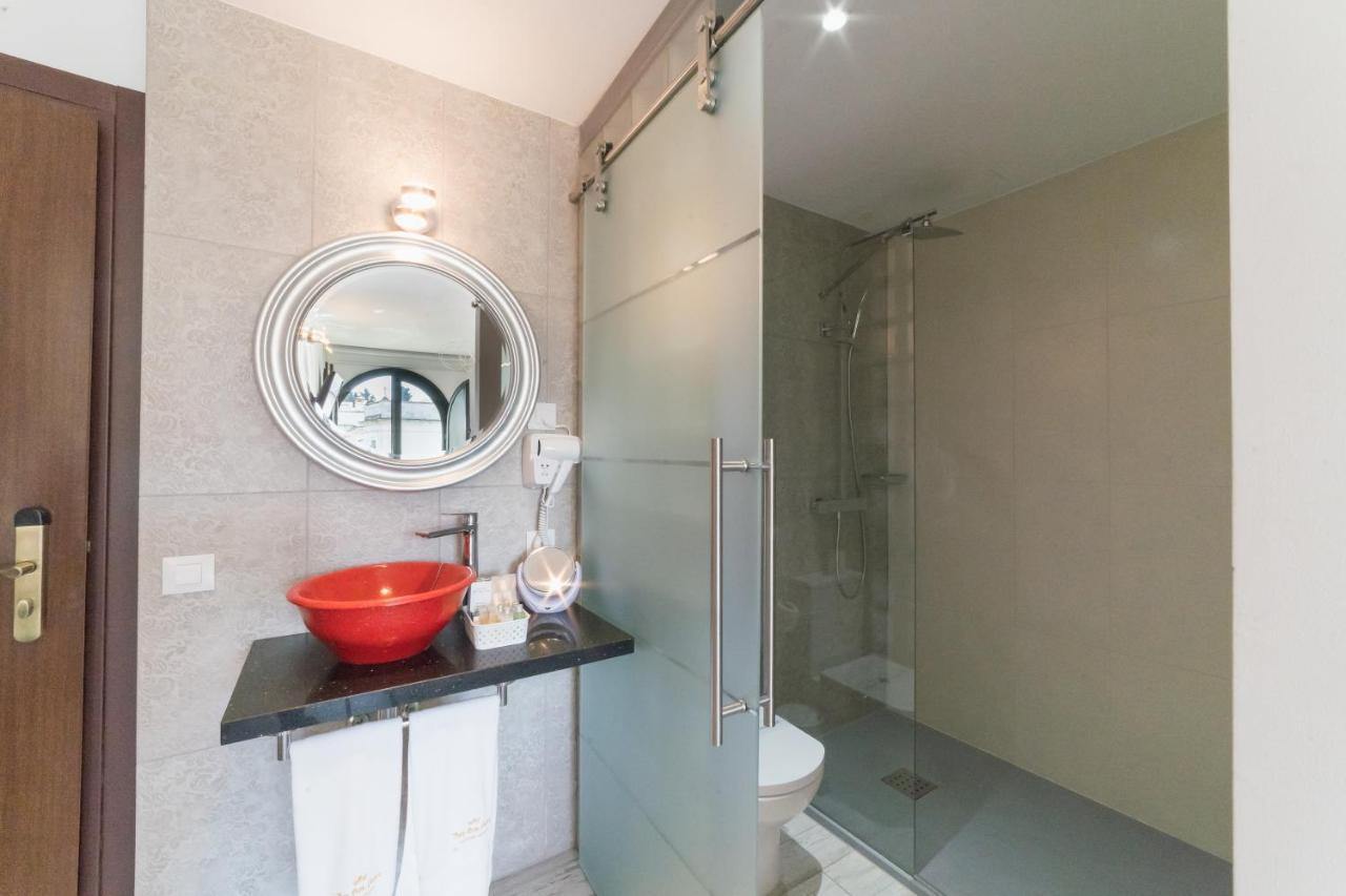 Rey Don Pedro Luxury Home Sevilla Bagian luar foto